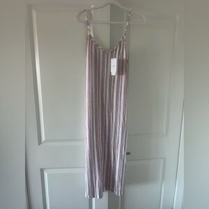 NWT Roxy summer dress with slit